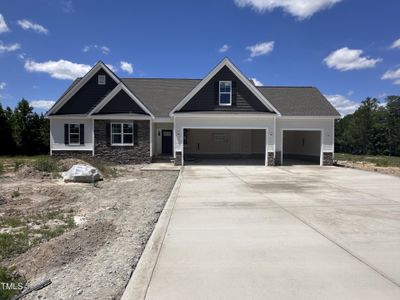 New construction Single-Family house 425 Jackson Pond Drive, Smithfield, NC 27577 - photo 1 1