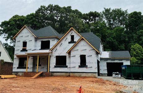 New construction Single-Family house 335 Bubbling Well Road, Matthews, NC 28105 - photo
