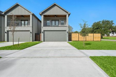 New construction Single-Family house 3402 Garapan Street, Unit A, Houston, TX 77091 - photo 0