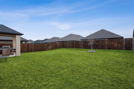 New construction Single-Family house 625 Torey Pines Drive, Red Oak, TX 75154 - photo 32 32
