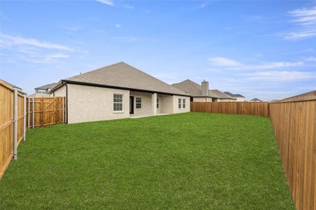 New construction Single-Family house 344 Lake Bluff Drive, Lavon, TX 75166 - photo 2 2