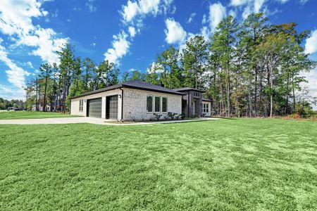 New construction Single-Family house 13 Road 66111, Dayton, TX 77535 - photo 2 2