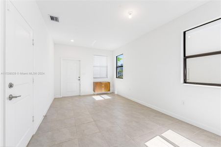 New construction Townhouse house 28586 Sw 134Th Ct, Unit 28586, Homestead, FL 33033 - photo 5 5