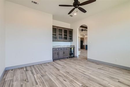 New construction Single-Family house 568 Aeromotor Loop, Weatherford, TX 76088 - photo 16 16