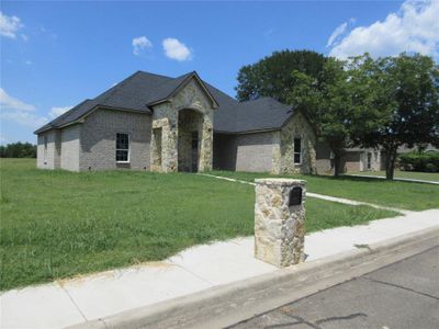 New construction Single-Family house 1007 Legend Avenue, Bonham, TX 75418 - photo 0 0