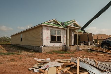 New construction Single-Family house 109 Reno Trail, Floresville, TX 78114 Esparanza- photo 1 1