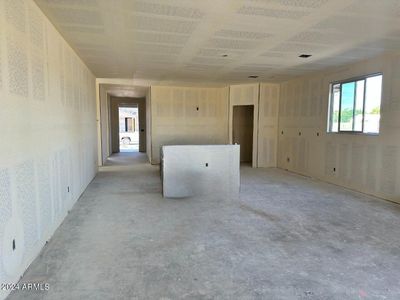 New construction Single-Family house 5513 W Summerside Road, Laveen, AZ 85339 Sunflower Homeplan- photo 13 13