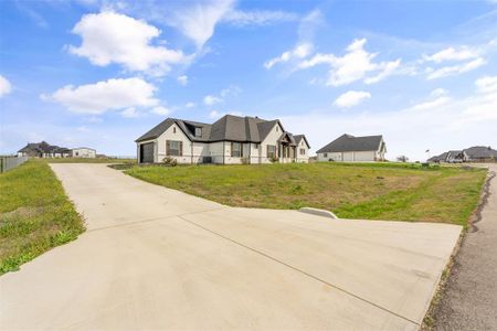 New construction Single-Family house 2075 Sunset Ridge Drive, Weatherford, TX 76087 - photo 30 30