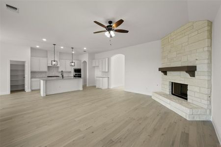 New construction Single-Family house 3429 Herd Way, Midlothian, TX 76065 Concept 2464- photo 6 6