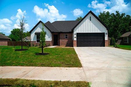 New construction Single-Family house 12218 Walden Road, Montgomery, TX 77356 - photo 0