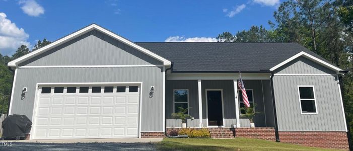 New construction Single-Family house 5197 Sugar Maple Road, Sanford, NC 27332 - photo 0 0