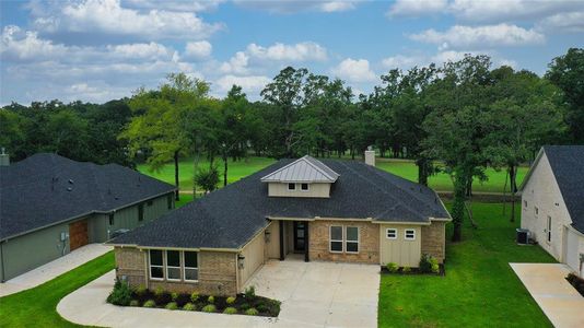 New construction Single-Family house 211 Colonial Drive, Mabank, TX 75156 - photo 0 0