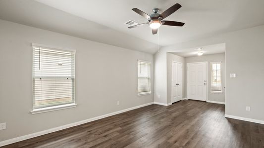 New construction Single-Family house 101 Black Bear Drive, Huntsville, TX 77340 - photo 10 10