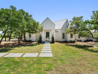 New construction Single-Family house 110 Starling Pass, Spring Branch, TX 78070 - photo 25 25