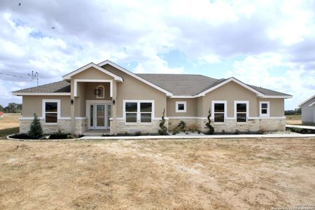 New construction Single-Family house 180 Hidden Ranch, Floresville, TX 78114 - photo 0