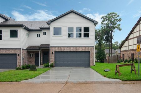 New construction Townhouse house 12306 Glenview Drive, Montgomery, TX 77356 - photo 0