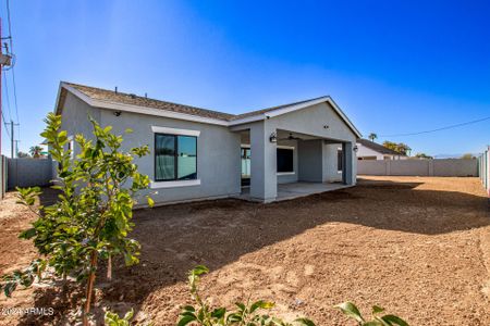 New construction Single-Family house 13102 W Tuckey Lane, Glendale, AZ 85307 - photo 49 49