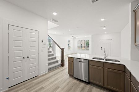 New construction Townhouse house 210 Territory Trail, Fort Worth, TX 76120 Travis 4B4 A- photo 18 18