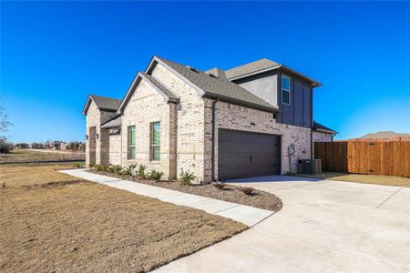 New construction Single-Family house 194 Wake Forest Avenue, Red Oak, TX 75154 Eagle- photo 0 0