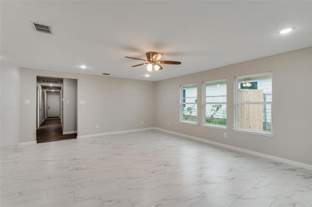 New construction Single-Family house 1526 E Cannon Street, Fort Worth, TX 76104 - photo 11 11
