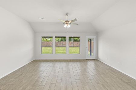 New construction Single-Family house 10312 Dittany Lane, Fort Worth, TX 76036 Concept 1849- photo 17 17