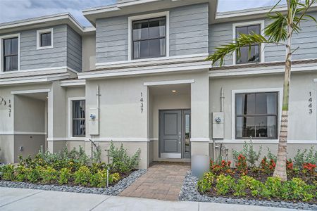 New construction Townhouse house Angelo, 1431 Northeast 5th Avenue, Florida City, FL 33034 - photo