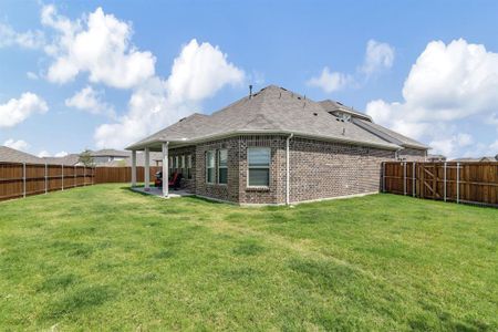New construction Single-Family house 8905 Wheat Penny Court, Fort Worth, TX 76131 - photo 33 33