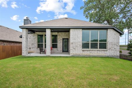 New construction Single-Family house 1405 Bentwood Drive, Garland, TX 75041 - photo 19 19