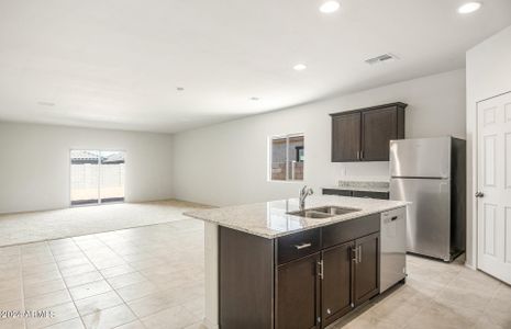 New construction Single-Family house 25311 W Atlanta Avenue, Buckeye, AZ 85326 Lantana- photo 6 6