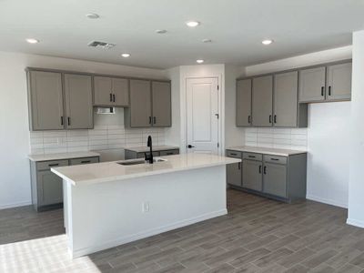 New construction Single-Family house 25522 N 78Th Ln, Peoria, AZ 85383 Larkspur Homeplan- photo 22 22