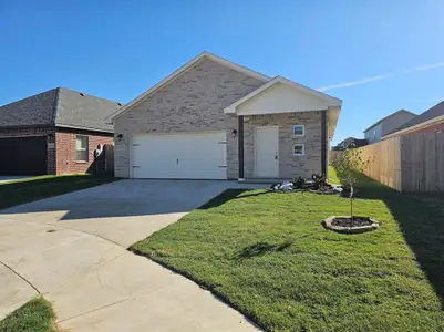 New construction Single-Family house 10505 Cedar Court, Fort Worth, TX 76140 - photo 0