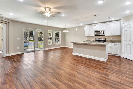 New construction Single-Family house 618 W Voorhis Avenue, Deland, FL 32720 - photo 4 4