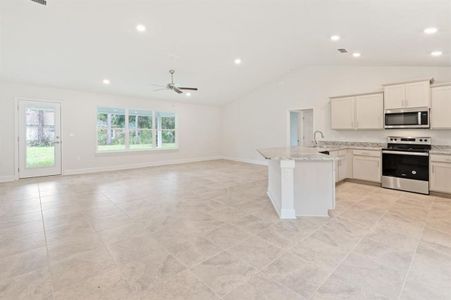 New construction Single-Family house 14152 Spring Hill Drive, Spring Hill, FL 34609 - photo 26 26