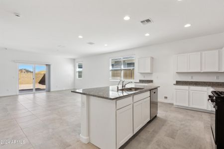 New construction Single-Family house 40090 W Shaver Drive, Maricopa, AZ 85138 Palo Verde- photo 3 3