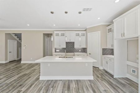 New construction Single-Family house 923 Harlandale Avenue, Dallas, TX 75216 - photo 12 12