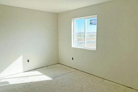 New construction Single-Family house 812 Galloway Drive, Johnstown, CO 80534 - photo 8 8