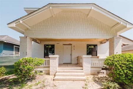 New construction Single-Family house 815 Ridge Street, Houston, TX 77009 - photo 0