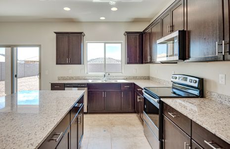 New construction Single-Family house 43717 Cypress Lane, Maricopa, AZ 85138 - photo 7 7