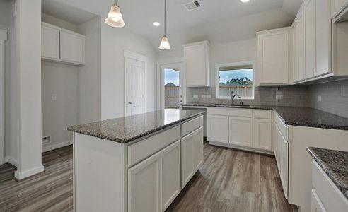 New construction Single-Family house 100 Laura Leigh Lane, Angleton, TX 77515 Journey Series - Horizon- photo