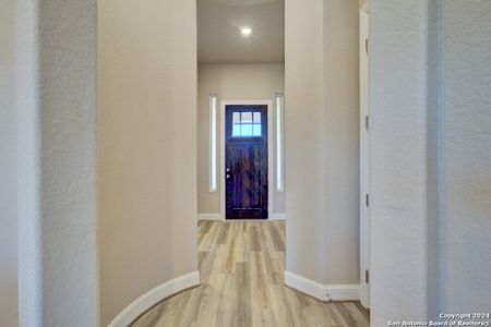 New construction Single-Family house 1623 Seekat Drive, New Braunfels, TX 78132 Premier Series - Oleander- photo 4 4
