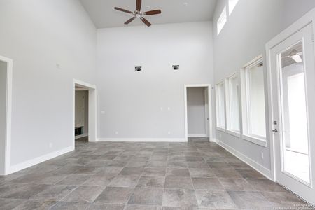 New construction Single-Family house 1218 High Point Ln, Spring Branch, TX 78070 - photo 7 7