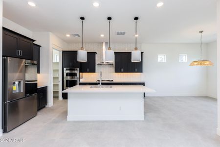 New construction Single-Family house 7574 W Gelding Drive, Peoria, AZ 85381 - photo 12 12