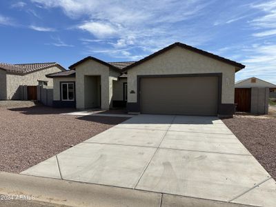New construction Single-Family house 14613 S Vera Cruz Road, Arizona City, AZ 85123 - photo 20 20