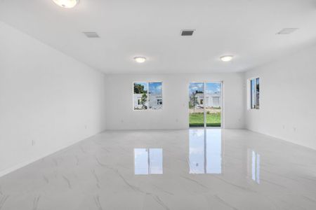 New construction Duplex house 12490 Sw 224Th St, Miami, FL 33170 - photo 35 35