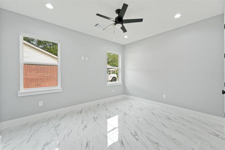 New construction Single-Family house 2303 Whispering Pines St, Roman Forest, TX 77357 - photo 21 21
