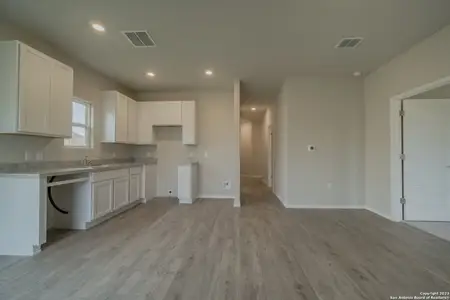 New construction Single-Family house 8952 Broad Wing Dr, San Antonio, TX 78222 RC Carlie II- photo 3 3