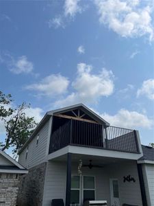 New construction Single-Family house 335 Twin Lakes Boulevard, Angleton, TX 77486 - photo 0