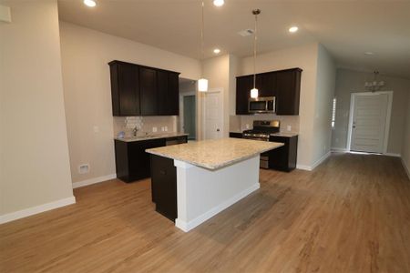 New construction Single-Family house 5831 Aurora Lane, Fulshear, TX 77441 Azalea- photo 7 7