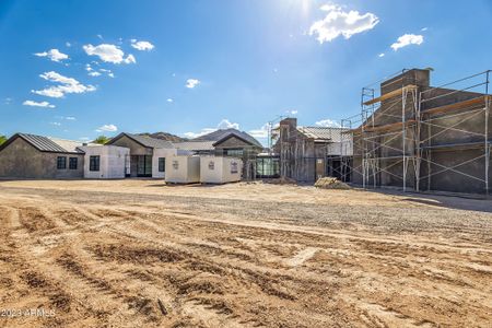 New construction Single-Family house 5738 N Casa Blanca Drive, Paradise Valley, AZ 85253 - photo 16 16