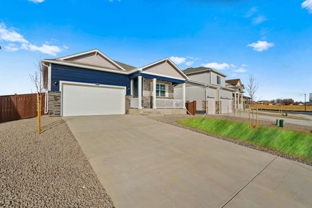 New construction Single-Family house 4725 Antler Way, Johnstown, CO 80534 - photo 3 3